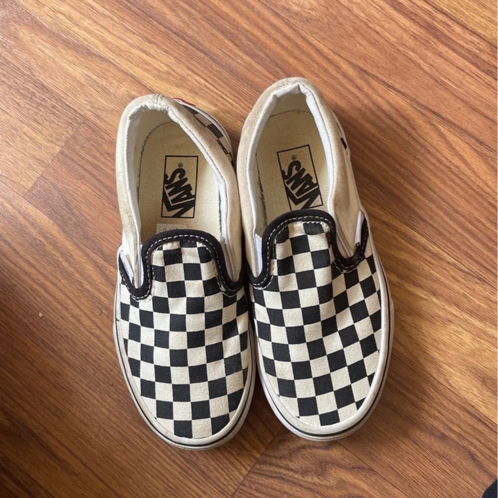 Slip on checkered vans size 12.5 kids